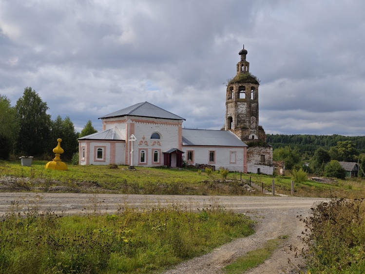 Церковь Богоявления Господня (1779, 59.76830° N, 56.47322° E) в селе Вильва