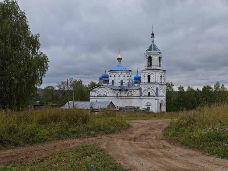 Церковь Покрова Пресвятой Богородицы (1885, 59.69095° N, 56.34264° E)