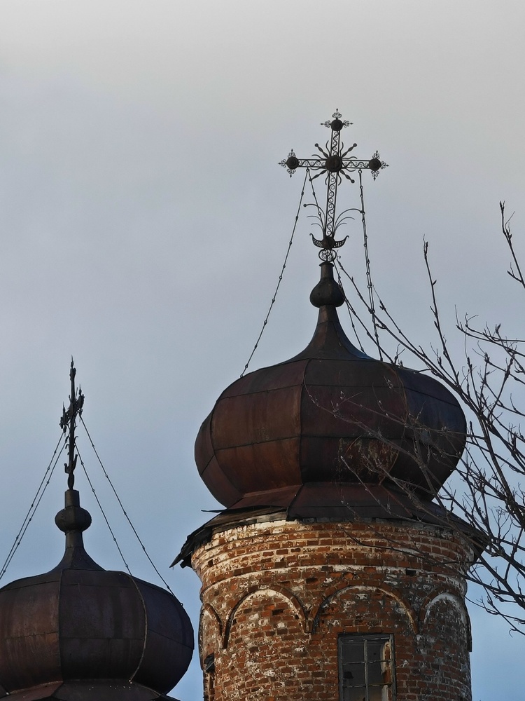 Купол церкви Рождества Пресвятой Богородицы (между 1850 и 1875, GPS 60.709967, 50.284741) в Палауз